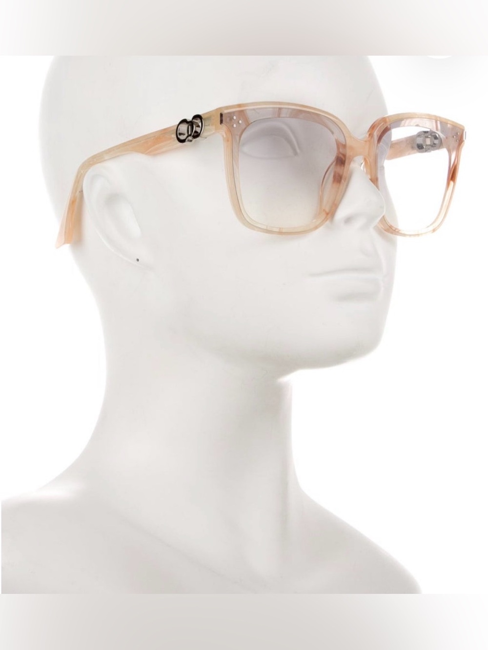 Gentle Monster x Jennie x Jennie Angel Cat-Eye Sunglasses